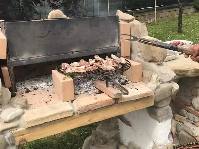 アパート La Pineta